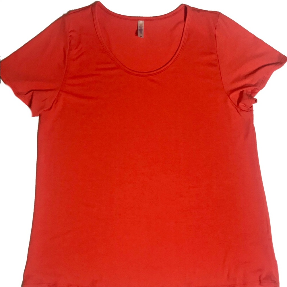 LuLaRoe Classic T